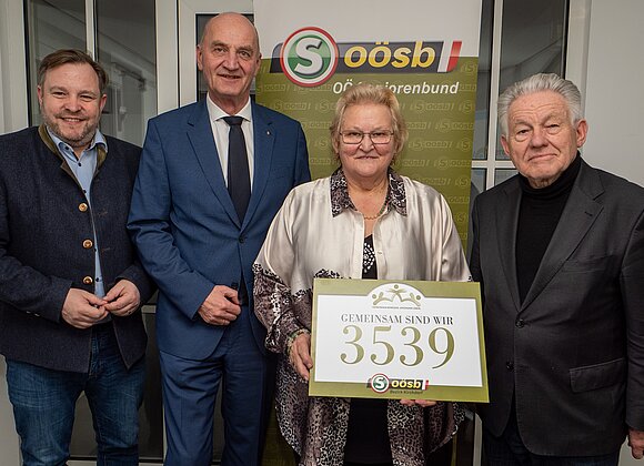 Foto v.l.: Franz Ebner, Christian Dörfel, Hilde Baumgartner, Josef Pühringer (Foto: Seniorenbund)